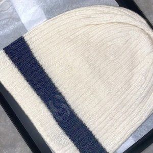 100% AUTHENTIC CHANEL LOGO IVORY and BLACK CASHMERE HAT BEANIE